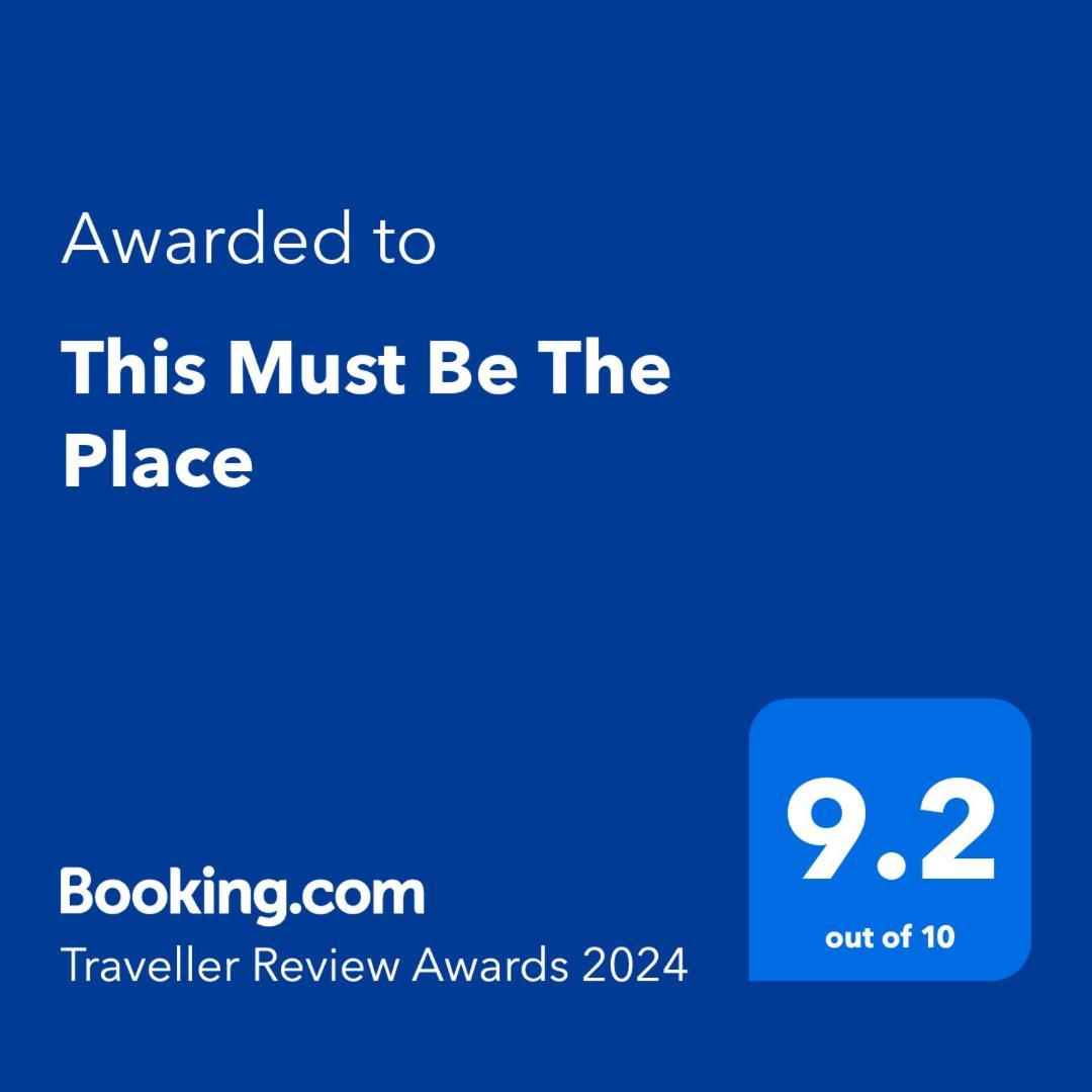برودستيرز This Must Be The Place المظهر الخارجي الصورة
